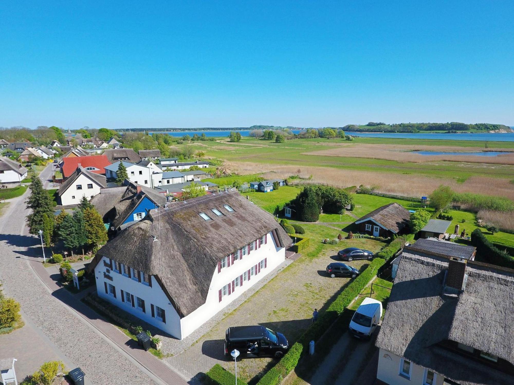 Haus Am Bodden Apartment Gross Zicker Exterior photo
